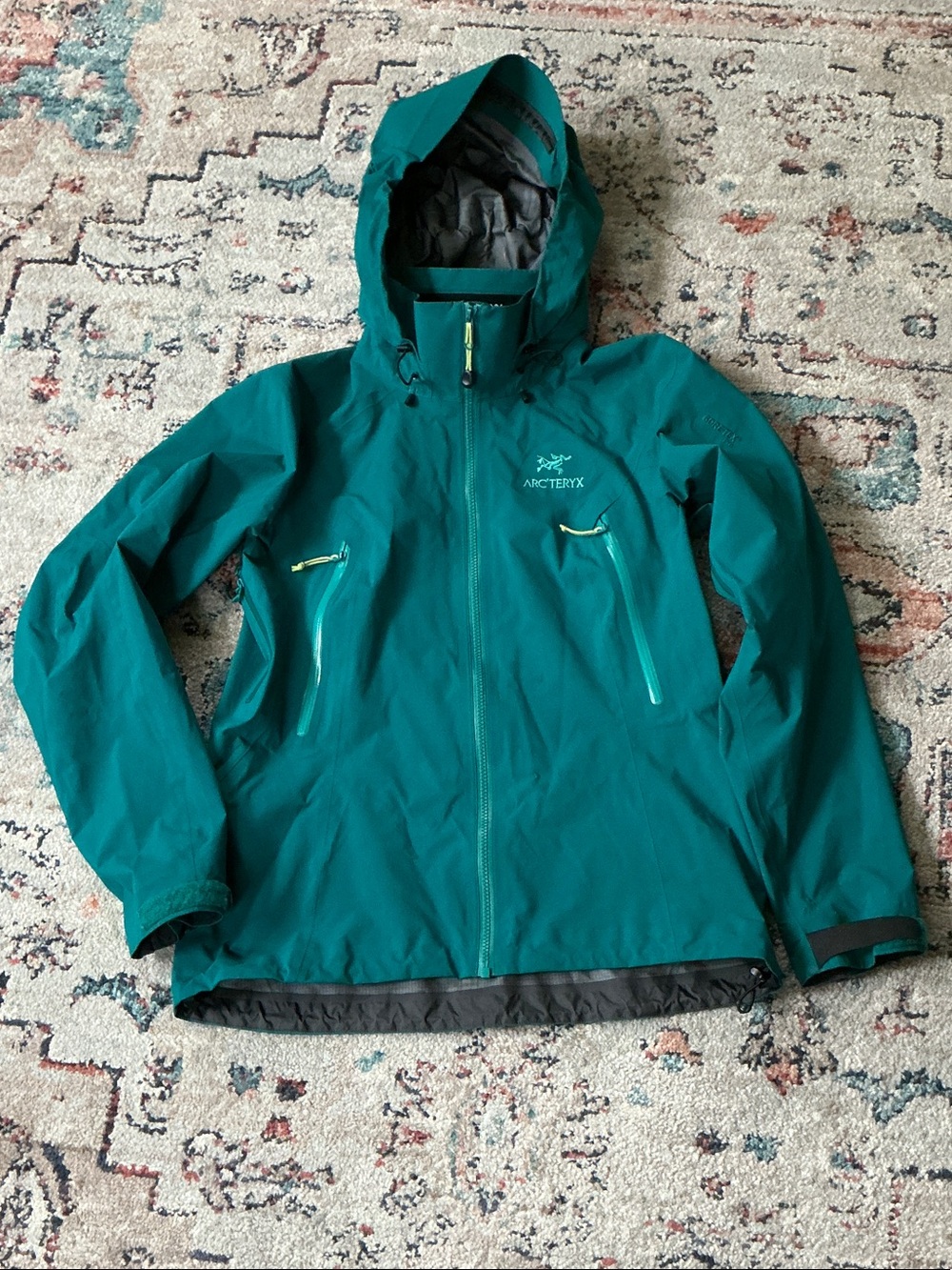 Arc'teryx Gortex Pro Beta AR Shell Jacket - Picture 2 of 15